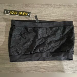 Black lace bandeau bra